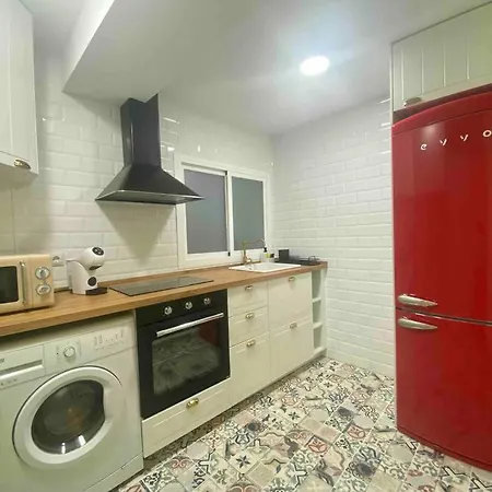 Acogedor A 5 Min Del Ave سرقسطة